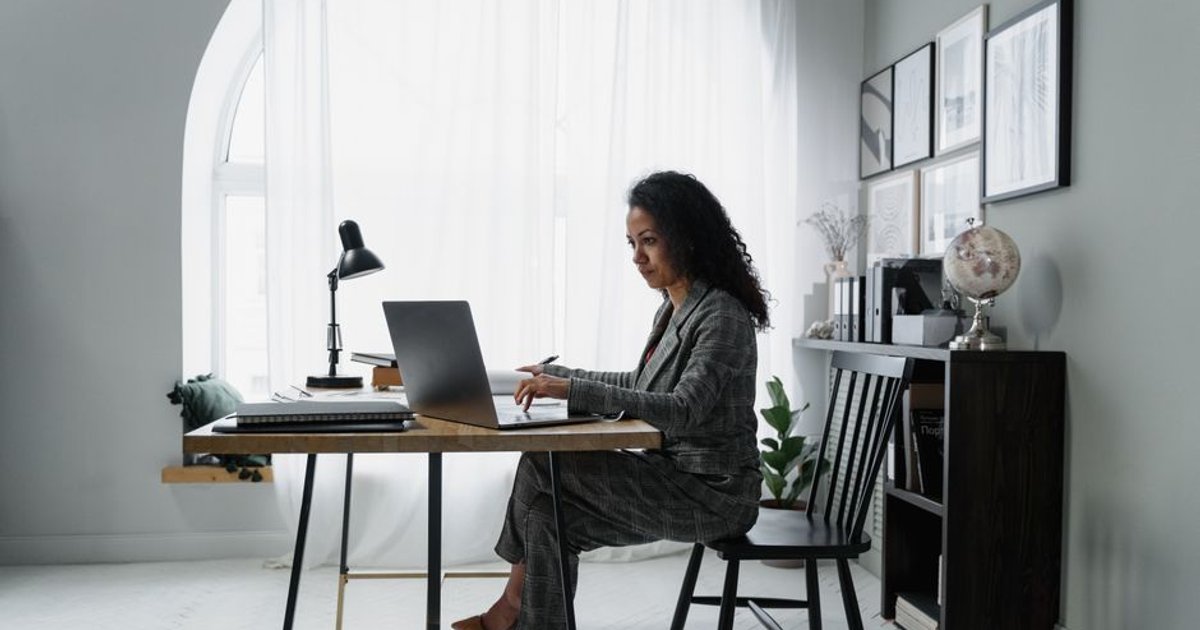 Cover Image for Unlocking Hidden Remote Work Opportunities In 2026: High-Paying Roles And Industry Insights For Global Business Growth