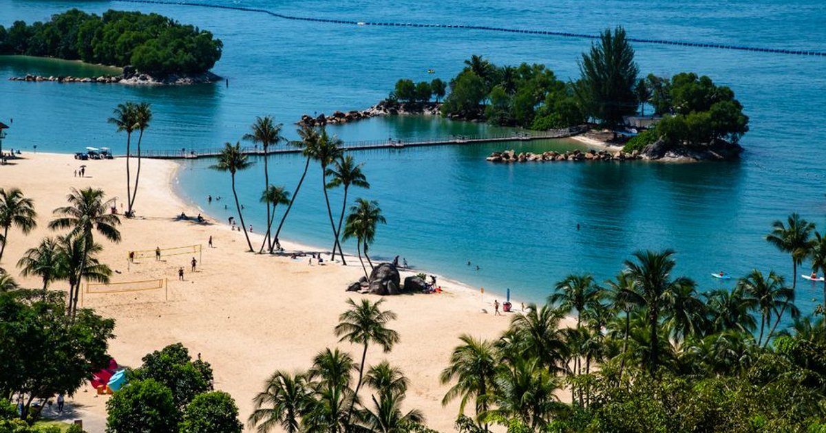 Cover Image for Singapore Stopover: How A Tropical Island Escape Can Boost Sales And Opportunities For Business Leaders