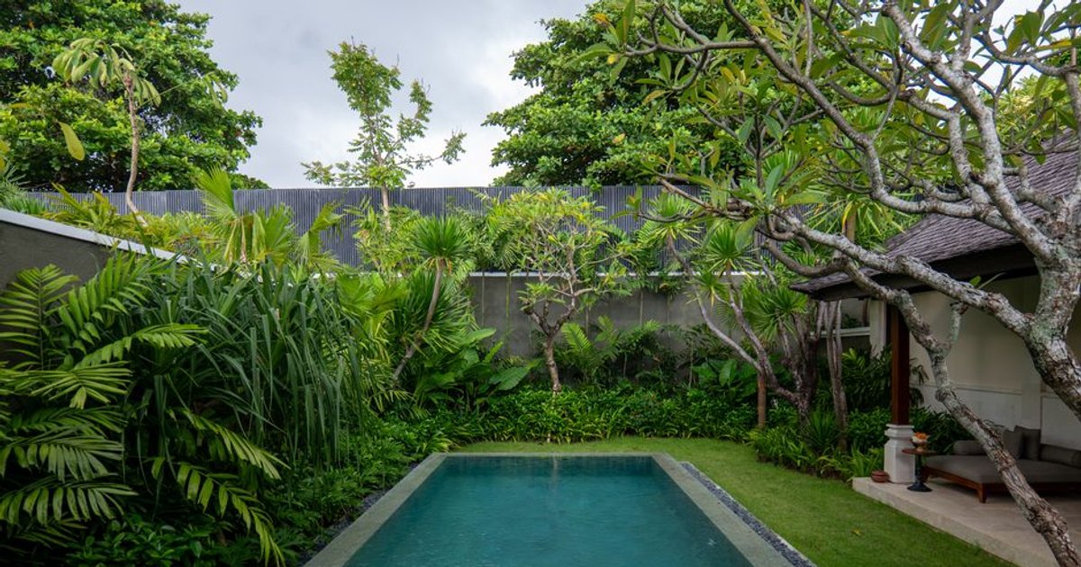 Cover Image for How Smart Pool Maintenance Boosts Rental Revenue For Villas In Bali And Spain