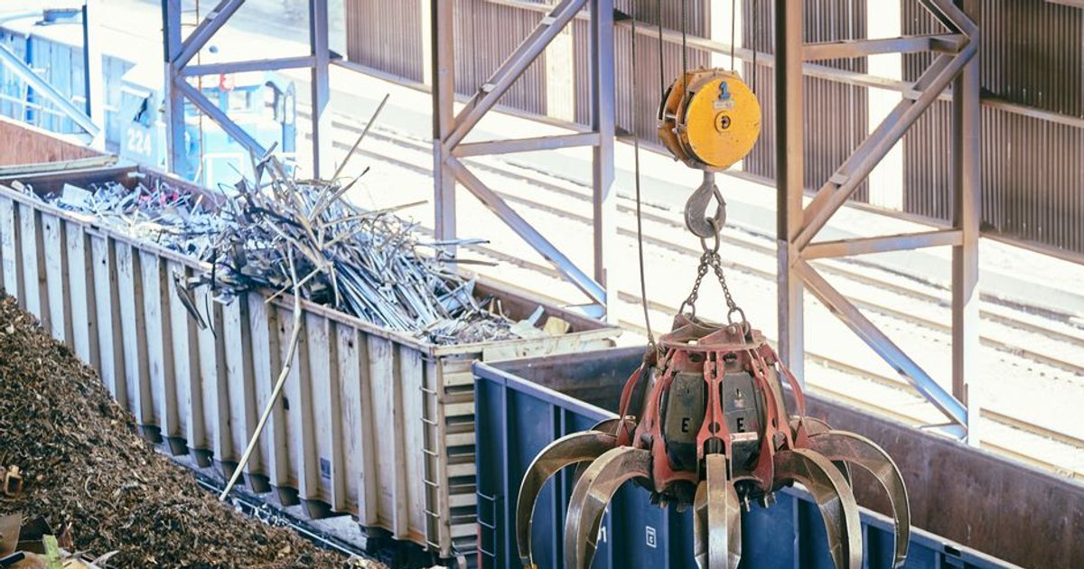 Cover Image for How Precious Metals Are Shifting In North America And Europe: Recycling, Digital Investment And Industrial Recovery Opportunities