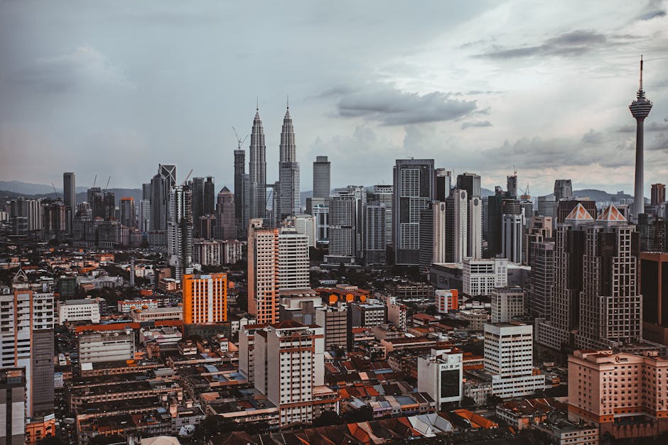 Cover Image for How Shopees AI Tools Are Transforming Malaysian SMEs: Practical Steps For E-Commerce Growth In Kuala Lumpur And Penang (2026 Guide)