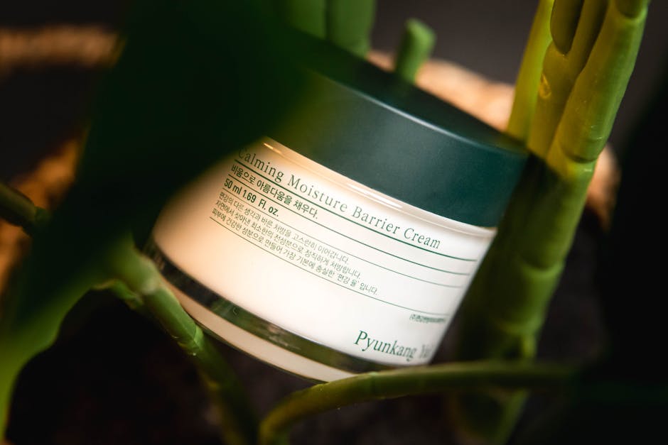 Cover Image for Evidence-Based Skincare For Humid Southeast Asia: How To Build Barrier-First Routines For Singapore, Bangkok, Manila, Jakarta, And Beyond