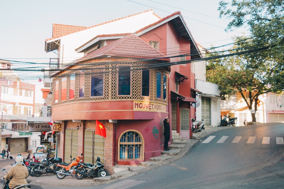 Cover Image for TikTok Shop's Expansion in Southeast Asia: A Strategic Analysis for Local Businesses