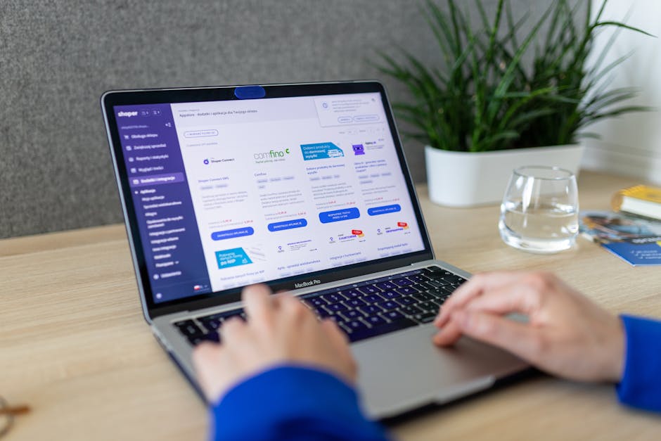 Cover Image for Adapting to E-commerce Disruptions: Navigating Shopify Outages