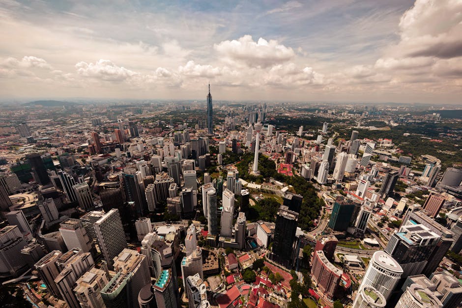 Cover Image for How ZUS Coffees Hyperlocal Strategy Is Dominating Kuala Lumpur And Southeast Asia: 6X Growth, 1,000+ Stores, And Actionable Playbook For Café Owners