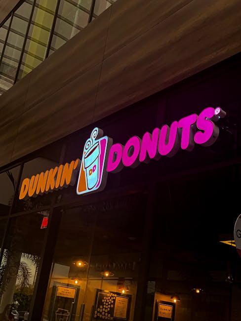 Cover Image for How Hyper-Localization Fuels Dunkins Franchise Growth: Key Insights From New York, London, Mumbai & Toronto (2026 Data)
