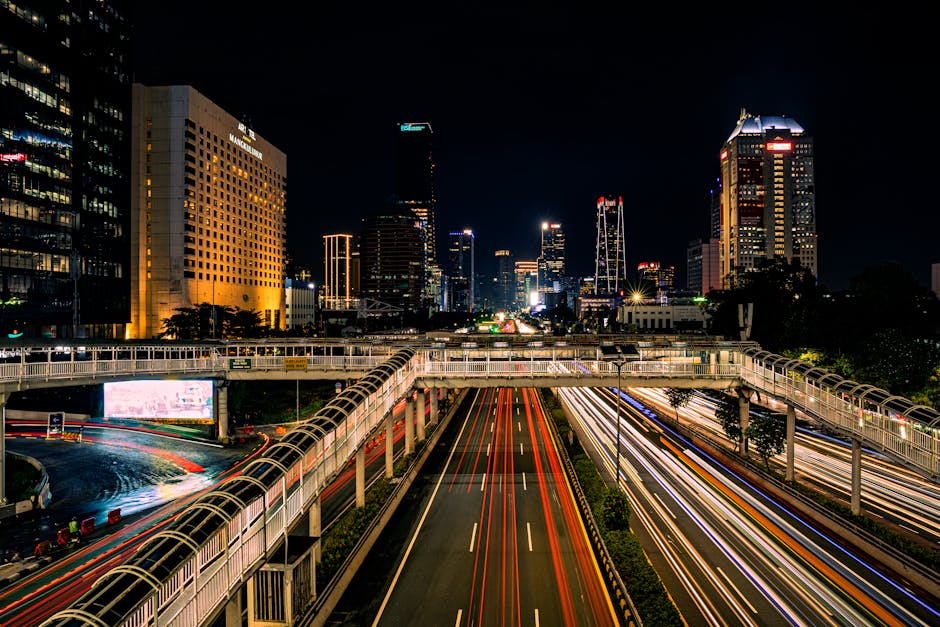 Cover Image for Indonesia Beauty E-Commerce 2025: Skincare Growth, Platform Consolidation, And Strategic Insights For Jakarta And Beyond