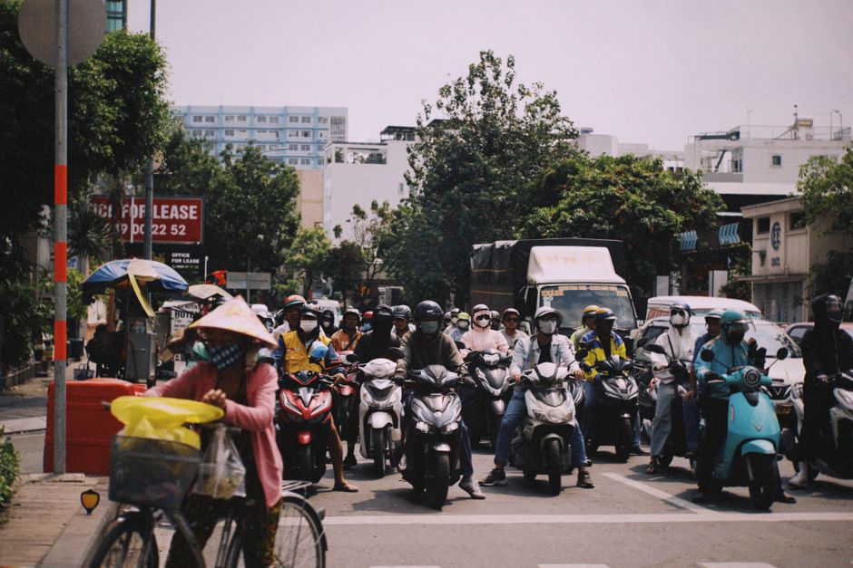 Cover Image for How Heat, Humidity, And Pollution Are Rewriting Skin Aging In Southeast Asia: Essential Anti-Aging Routines For Bangkok, Jakarta, Manila, Ho Chi Minh City, And Singapore