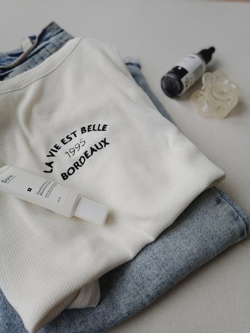 Cover Image for The Ultimate Minimalist Skincare Capsule Wardrobe For Kuala Lumpur: Multi-Function Essentials You Can Shop On Shopee & Lazada