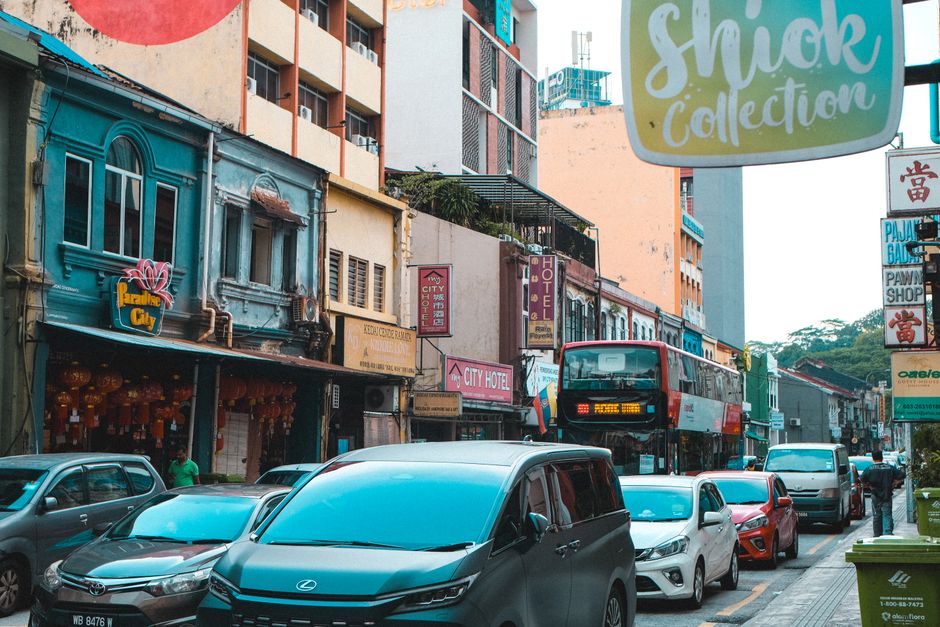 Cover Image for How Malaysian Coffee Chains Are Using TikTok To Drive In-Store Events And Footfall In Kuala Lumpur And Beyond (2026 Playbook)