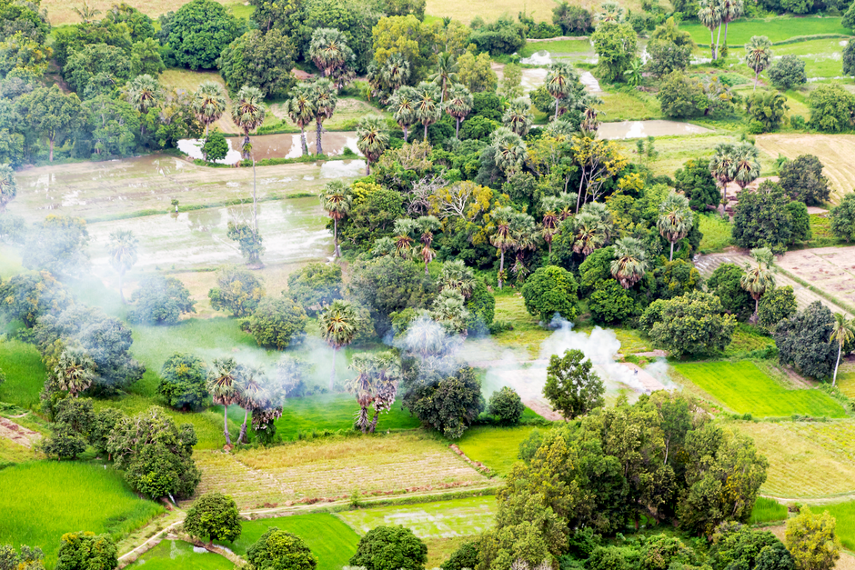 Cover Image for Surviving Southeast Asias 2026 Humid Heat & PM2.5: Climate-Engineered Skincare Solutions For Jakarta, Manila, Bangkok & HCMC