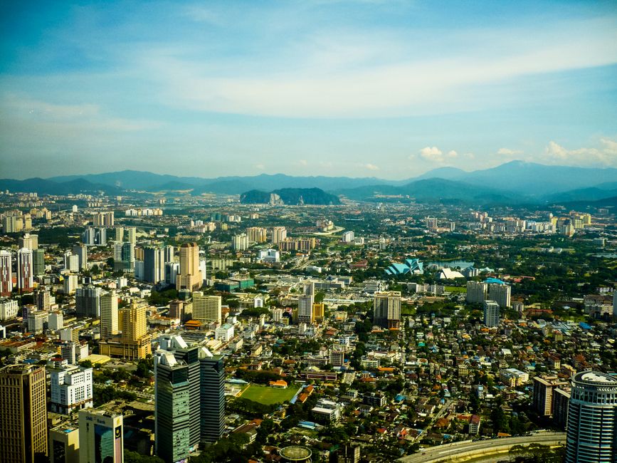 Cover Image for How Kuala Lumpur Became Southeast Asias New Startup Powerhouse: Lessons From ZUS Coffees Multi‑Billion Ringgit Expansion Across Malaysia And ASEAN