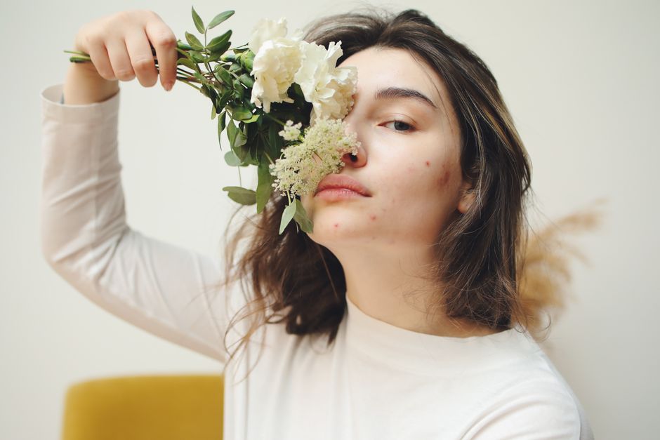 Cover Image for Aura Bright In Bangkok: The Gentle, Fragrance-Free Solution For Dark Spots And Acne Scars – Ingredients, Benefits & Consumer Insights