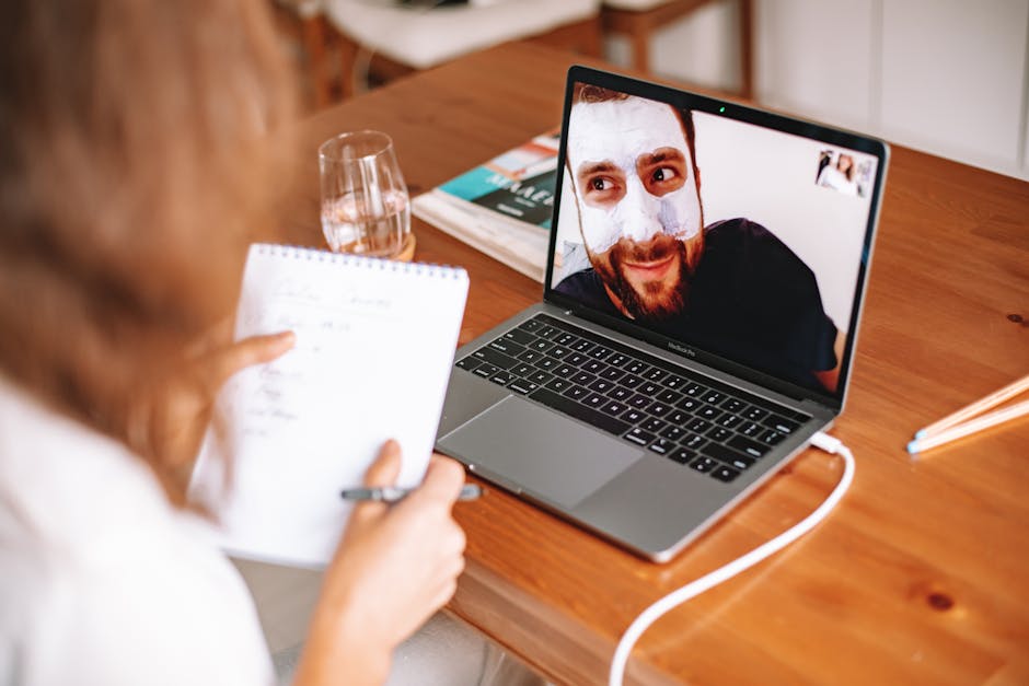 Cover Image for Proactive Skincare For Work-From-Home In Manila & Bangkok: Syncing Indoor Pollutant Data With Clean Beauty Routines