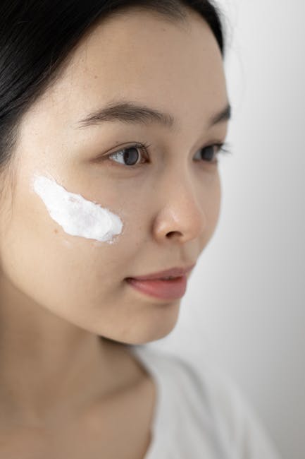 Cover Image for Minimalist Skincare Routine Tracker For Singapore, Kuala Lumpur & Jakarta: How To Tame Sensitive, Oily, And Aging Skin In Southeast Asias Urban Jungle