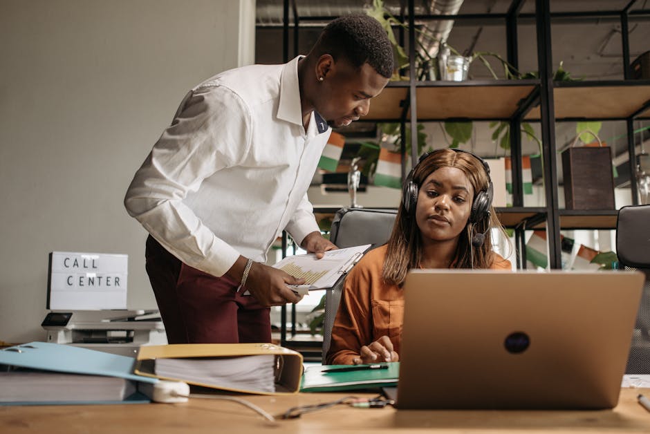 Cover Image for The 2025 Outlook: Adapting Small Business Operations to Meet Evolving Customer Expectations
